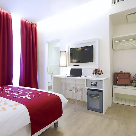 툴리아&프리스카 를레 4*